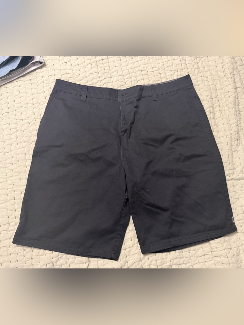 Rip Curl Black Flat Front Men's Shorts sz 40